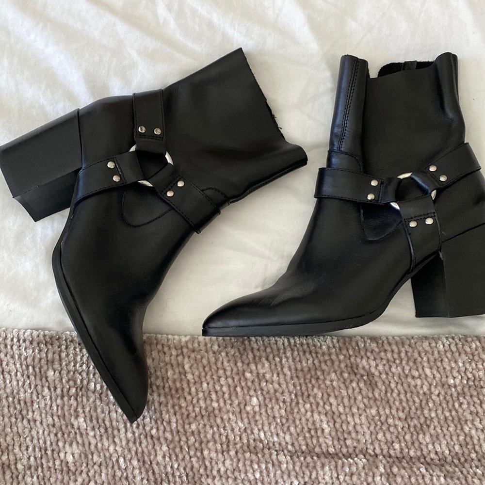 Steven by Steve Madden Moto heeled ankle boot
